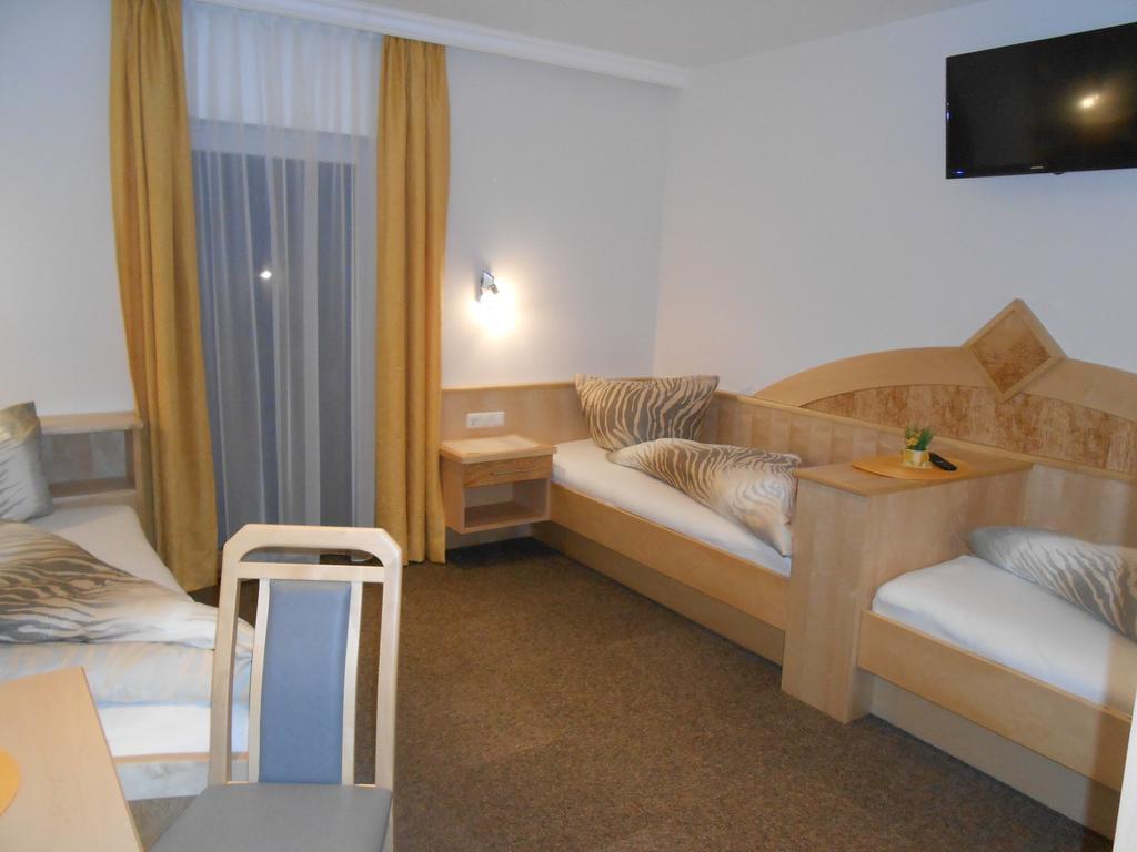 Apart Zangerle Kappl  Habitación foto